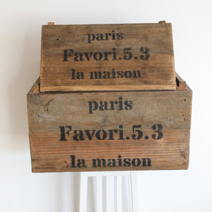 Vanapuidust kast "Paris"